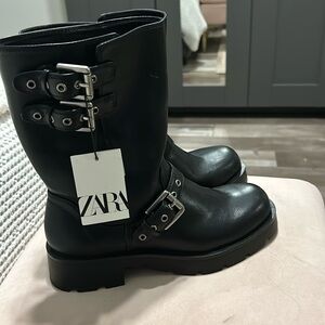 New with tags Zara boots size 8 (39)